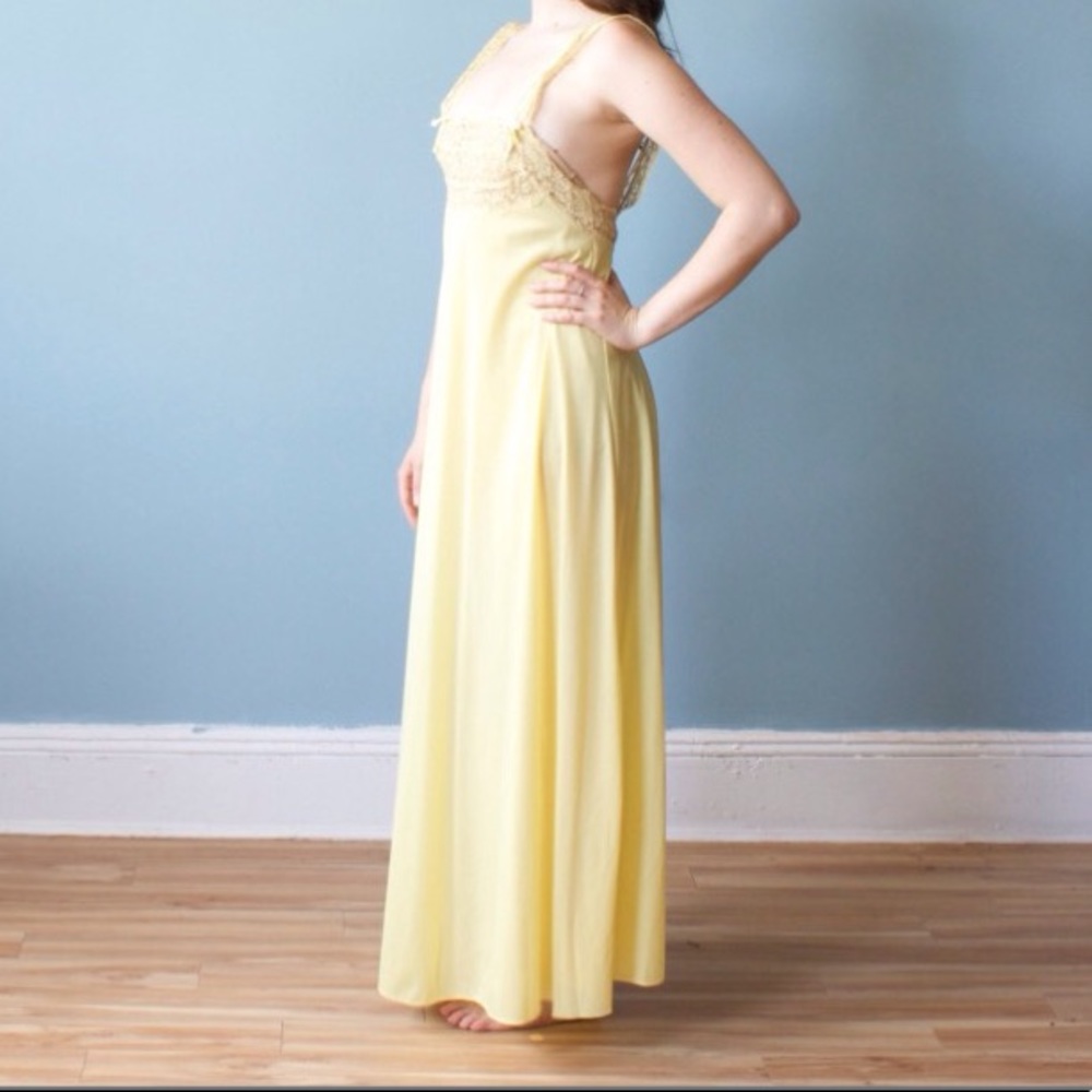 Vintage Yellow Nightgown